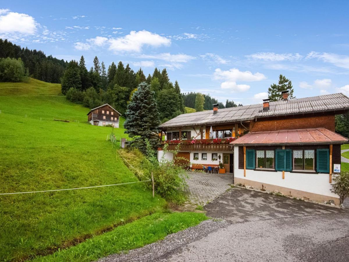 Vintage Holiday Home In Vorarlberg Near Ski Area Schwarzenberg im Bregenzerwald Eksteriør bilde
