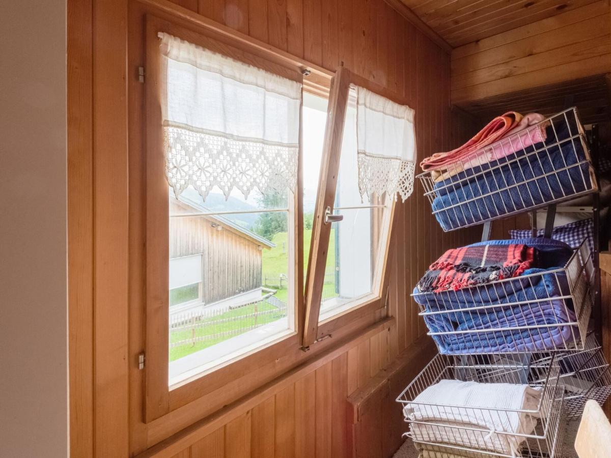 Vintage Holiday Home In Vorarlberg Near Ski Area Schwarzenberg im Bregenzerwald Eksteriør bilde